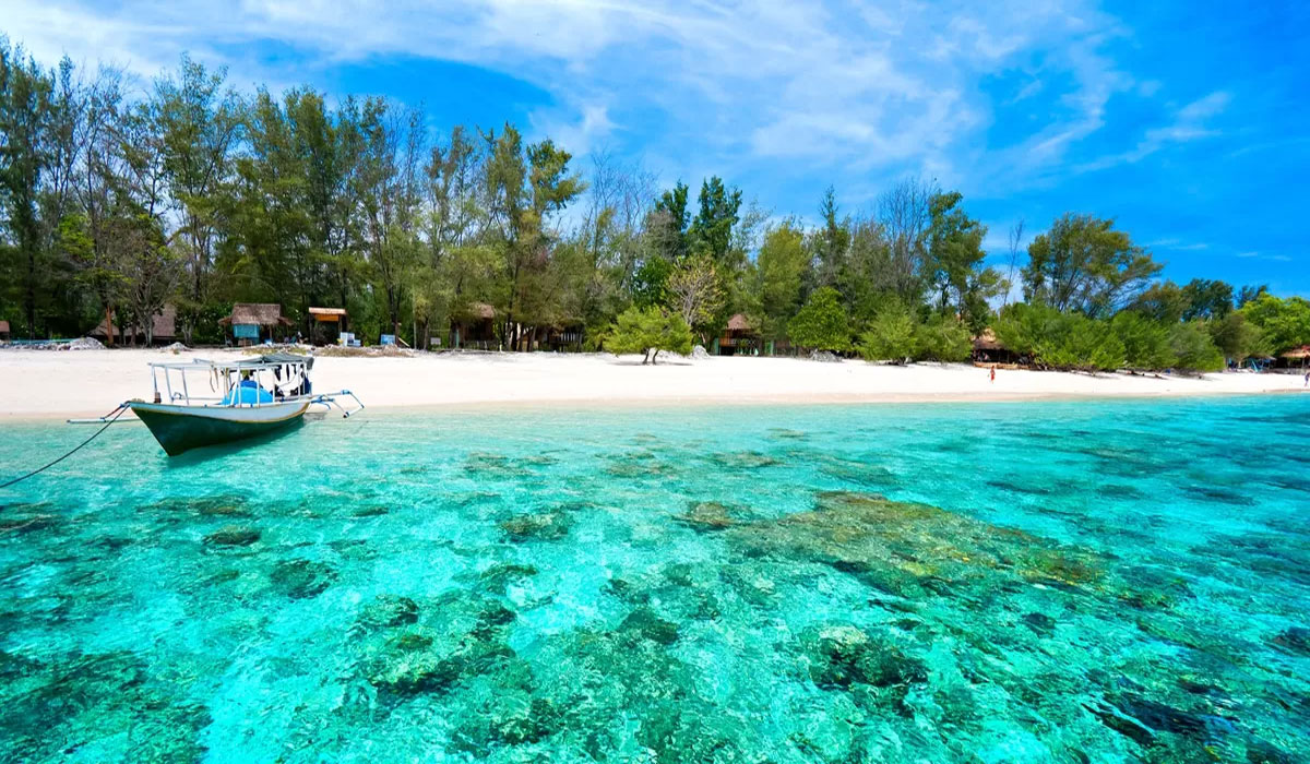 Mendadak Viral! Pesona Pulau Lombok yang Eksotis Ini Jadi Incaran Turis Dunia